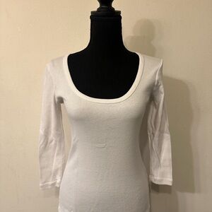 James Perse White Fitted Scoop Neck 3/4 sleeve T